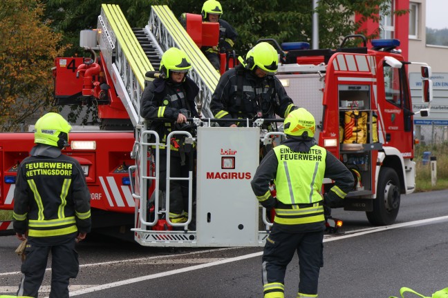 Fnf Feuerwehren bei Brand einer Absaugungsanlage bei einem Unternehmen in St. Marien im Einsatz