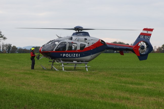 Cobraeinsatz: Polizeigroaufgebot bei Bauernhof in Vorchdorf im Einsatz