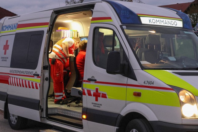Cobraeinsatz: Polizeigroaufgebot bei Bauernhof in Vorchdorf im Einsatz