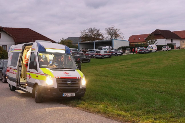 Cobraeinsatz: Polizeigroaufgebot bei Bauernhof in Vorchdorf im Einsatz