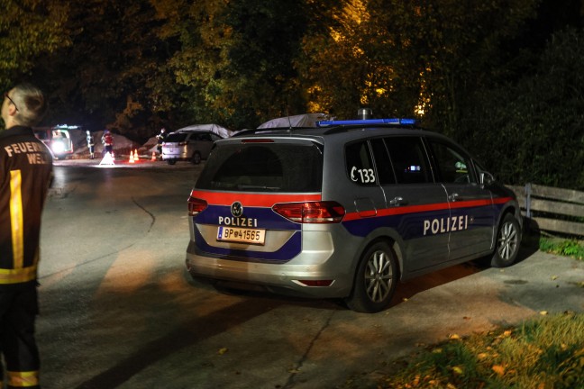 Personensuche: Feuerwehr zu nchtlicher Suchaktion nach Polizeieinsatz in Wels-Innenstadt alarmiert