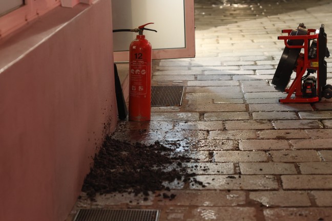 Glimmbrand in einem Restaurant in Wels-Innenstadt sorgte fr grere Rauchentwicklung