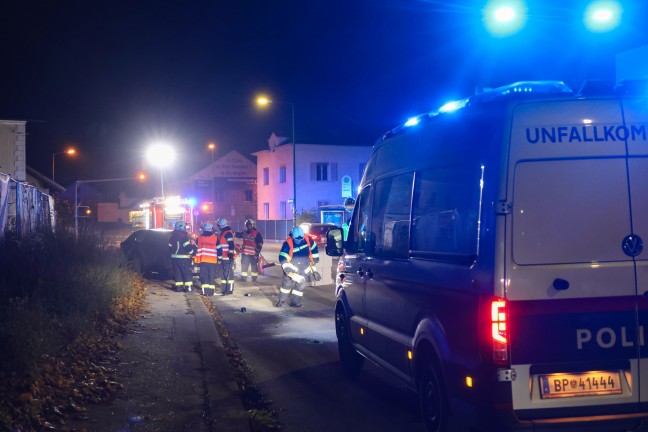 Geisterfahrerunfall: Heftiger Crash mit falsch fahrendem PKW auf Wiener Strae in Wels-Pernau