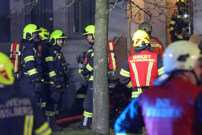 Drei Feuerwehren bei Kchenbrand in Schllberg im Einsatz