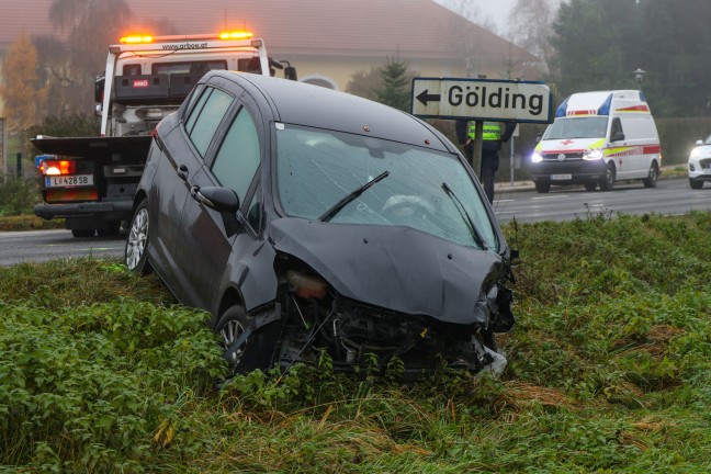 Stau im Frhverkehr nach Kreuzungscrash auf Innviertler Strae bei Krenglbach