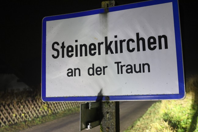 Tdlicher Sturz: Frau (64) in Steinerkirchen an der Traun von Hund umgerannt