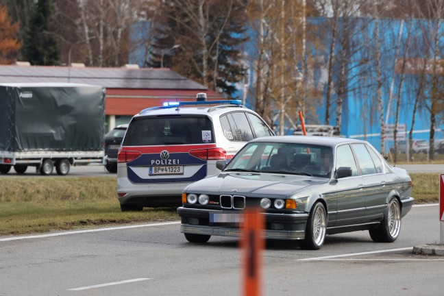 Crash im Kreuzungsbereich der Rieder Strae mit der Hausruckstrae in Aurolzmnster