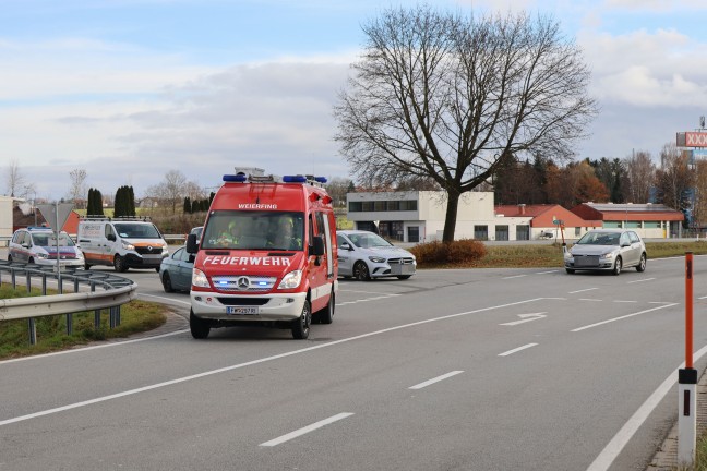 Crash im Kreuzungsbereich der Rieder Strae mit der Hausruckstrae in Aurolzmnster