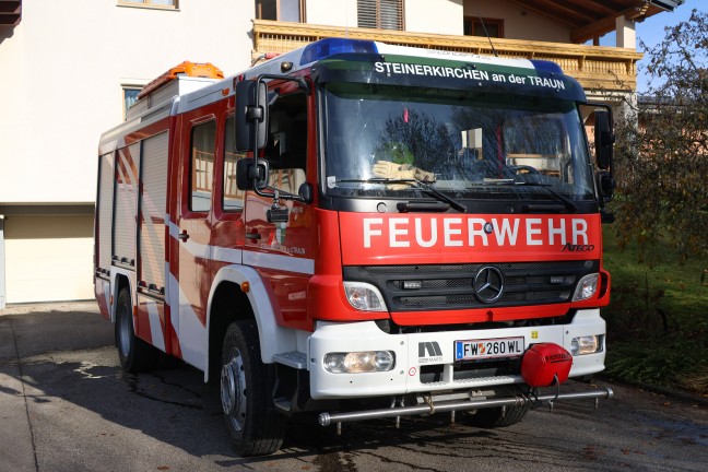 Drei Feuerwehren bei kleinerem Brand in einem Wohnhaus in Steinerkirchen an der Traun im Einsatz
