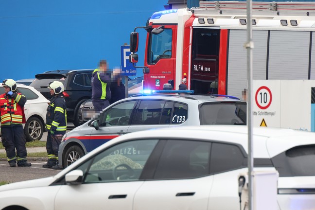 Tdlicher Arbeitsunfall: Arbeiter (61) bei Reparaturarbeiten in Enns eingeklemmt und tdlich verletzt