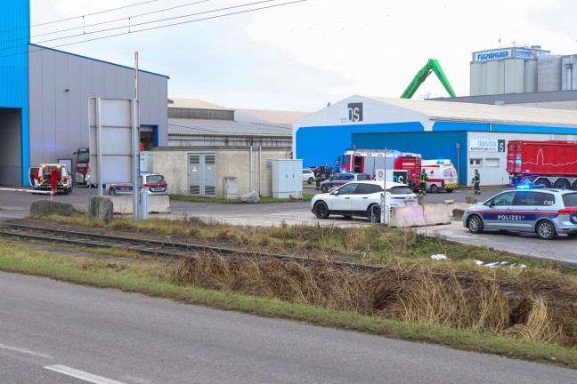Tdlicher Arbeitsunfall: Arbeiter (61) bei Reparaturarbeiten in Enns eingeklemmt und tdlich verletzt