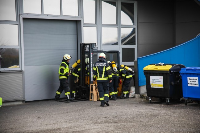 Batterie eines Staplers bei einem Unternehmen in Holzhausen begann zu brennen