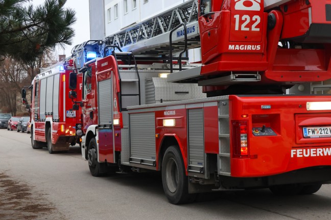 Eingelegtes Kraut: Erneuter Einsatz wegen Gasgeruchs in einem Hochhaus in Wels-Neustadt