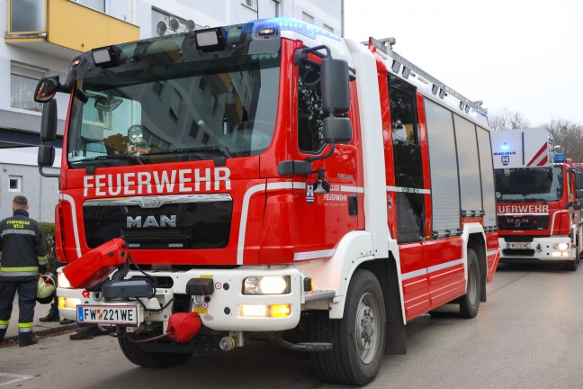 Eingelegtes Kraut: Erneuter Einsatz wegen Gasgeruchs in einem Hochhaus in Wels-Neustadt