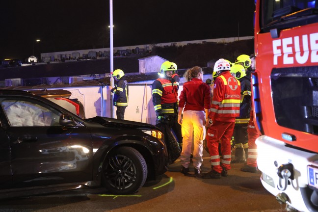 Streifkollision: Vier Verletzte bei Crash zwischen zwei PKW in Sipbachzell