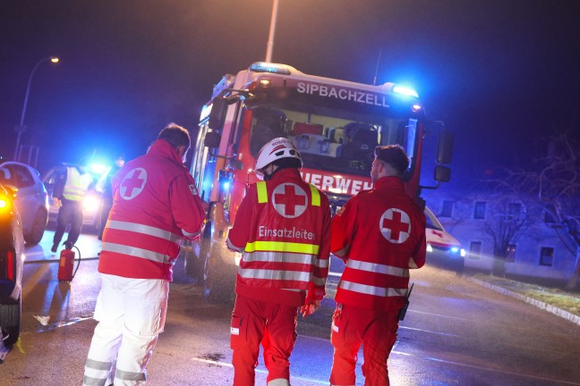 Streifkollision: Vier Verletzte bei Crash zwischen zwei PKW in Sipbachzell