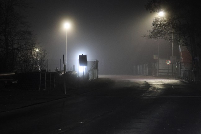 Brandeinsatz bei einem Entsorgungsunternehmen in Wels-Schafwiesen