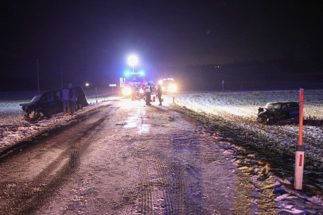 Menschenrettung: F�nf teils Schwerverletzte bei Frontalcrash in Manning