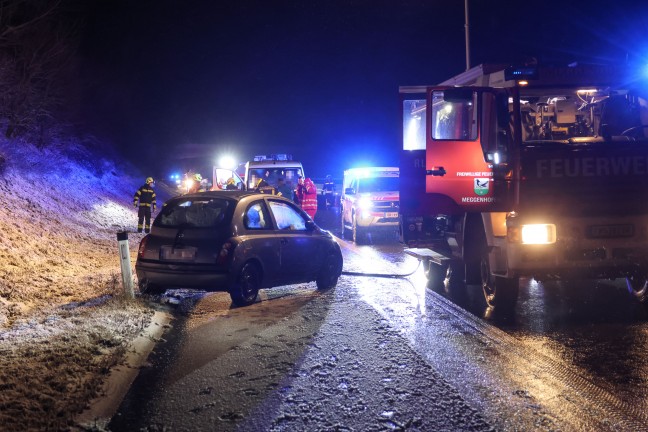Vier Verletzte: Auto auf Innkreisautobahn bei Weibern gegen Betonmittelleitschiene geschleudert