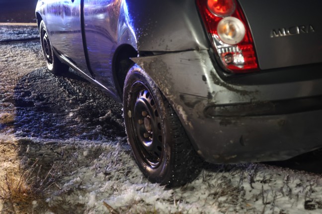 Vier Verletzte: Auto auf Innkreisautobahn bei Weibern gegen Betonmittelleitschiene geschleudert