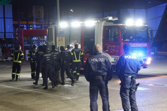 Erfolgreiche Suchaktion: F�nf Feuerwehren bei Suche nach abg�ngiger Person in Gmunden im Einsatz