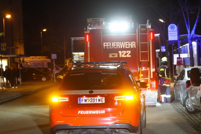 Defekter E-Herd sorgte f�r Einsatz der Feuerwehr in einem Mehrparteienwohnhaus in Wels-Neustadt