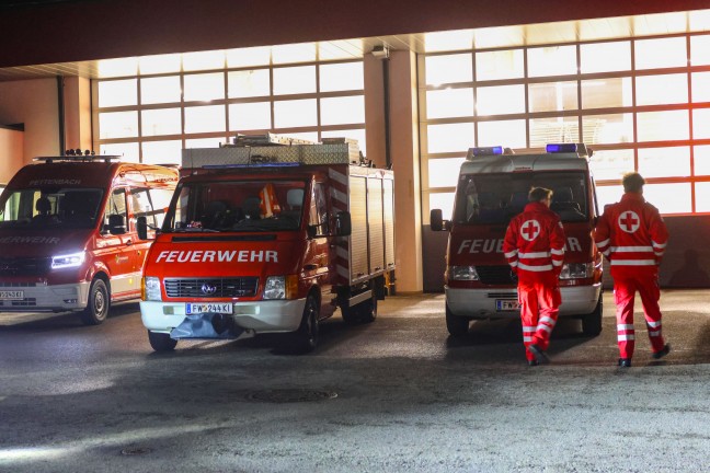 Personensuche: N�chtliche Suchaktion der Einsatzkr�fte nach abg�ngiger Person in Pettenbach