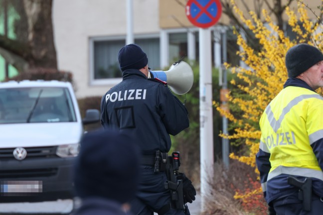Bombenfund: Evakuierungsaktion nach Fund einer 250-Kilogramm-Fliegerbombe in Linz-Froschberg