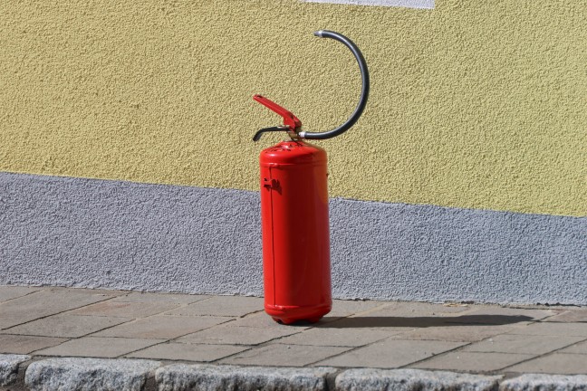 Brand in einem Wohngeb�ude in St. Agatha sorgte f�r Einsatz zweier Feuerwehren