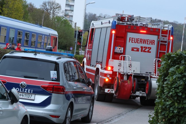 Regionalzug evakuiert: Person in Wels von Triebwagen der Almtalbahn erfasst und t�dlich verletzt