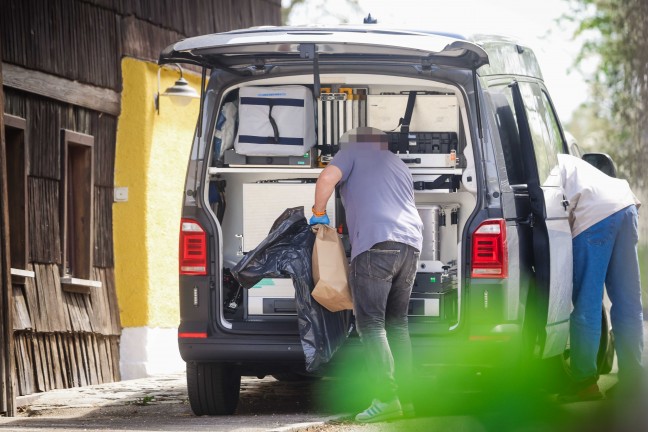 Mordalarm in Eberschwang: 83-J�hriger soll offenbar pflegebed�rftige Ehefrau (77) erschossen haben