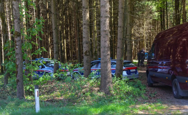 Polizeieinsatz nach Fund eines mutma�lichen Kriegsrelikts in Feldkirchen bei Mattighofen