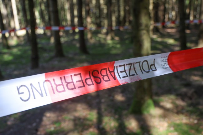 Polizeieinsatz nach Fund eines mutma�lichen Kriegsrelikts in Feldkirchen bei Mattighofen