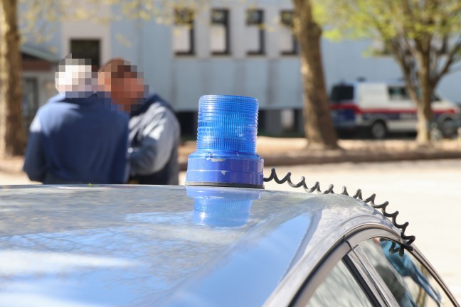 Bombendrohung: Schulzentrum in Neuhofen an der Krems nach Drohung ger�umt