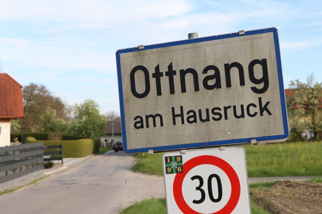 Vier Feuerwehren bei kleinerem Brand in einem Wohngeb�ude in Ottnang am Hausruck im Einsatz