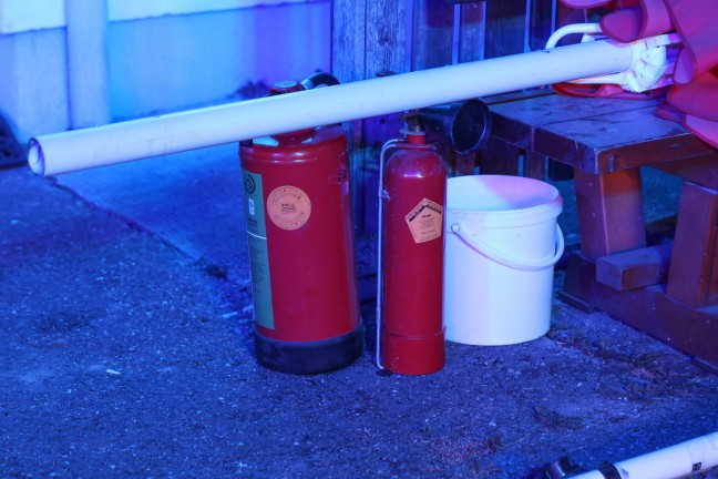 Schnell gel�scht: Brand bei einem Grillrestaurant in Ohlsdorf fordert vier Verletzte