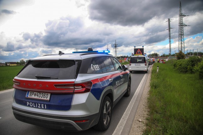 Schwer verletzt: Person beim Queren einer Stra�e in Marchtrenk von Fahrzeug erfasst