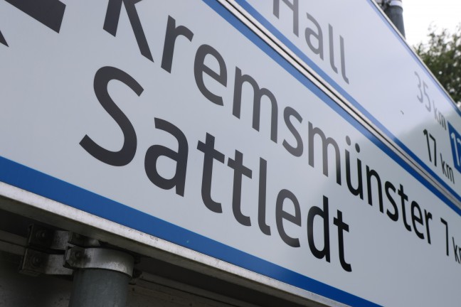 2,14 Promille: Alkolenker mitsamt Frau und Kindern am Heimweg von Feier bei Sattledt gestoppt