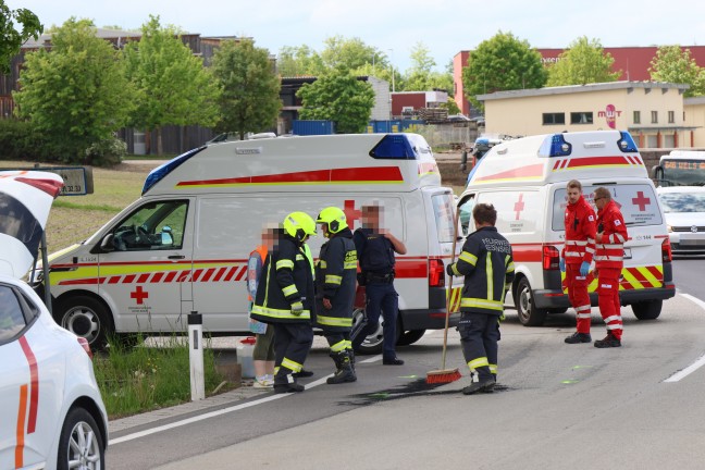 Auffahrunfall mit drei beteiligten Autos in Pichl bei Wels fordert vier Verletzte