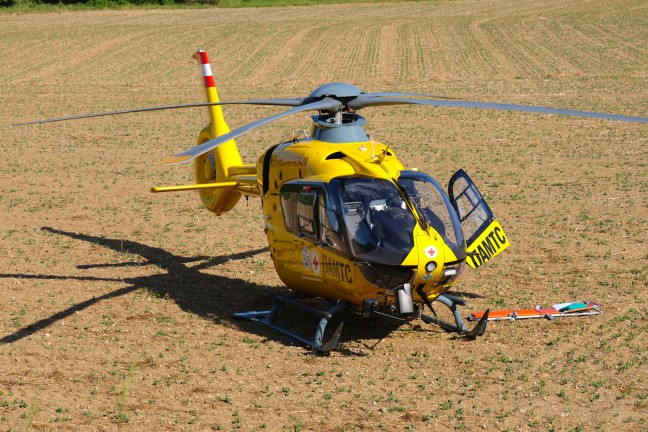 14 Verletzte: Schwerer Crash zwischen Reisebus, Wohnmobil und LKW auf Westautobahn in Ansfelden