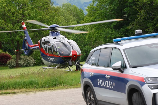 Personensuche: Gr��erer Einsatz von Polizei und Feuerwehr in Pettenbach und Steinbach am Ziehberg