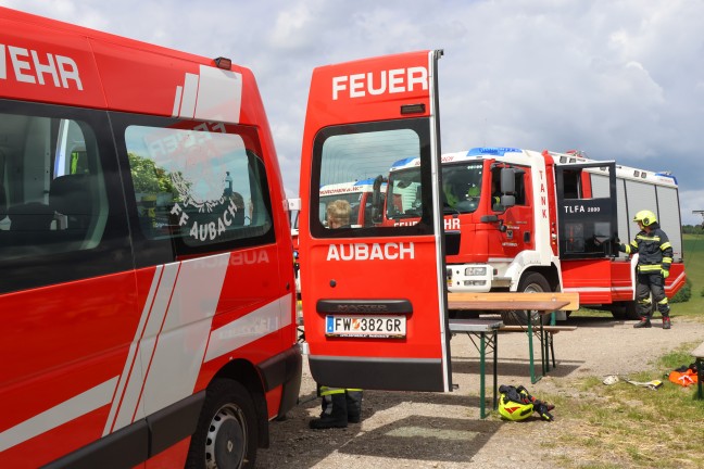 F�nf Feuerwehren bei Brand auf einem Bauernhof in Eschenau im Hausruckkreis im Einsatz