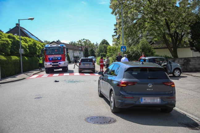 Verkehrsunfall zwischen PKW und Mopedauto in Marchtrenk fordert eine verletzte Person