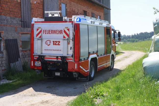 Traktor verunfallt: Einsatzkr�fte zu Personenrettung nach Neukirchen am Walde alarmiert