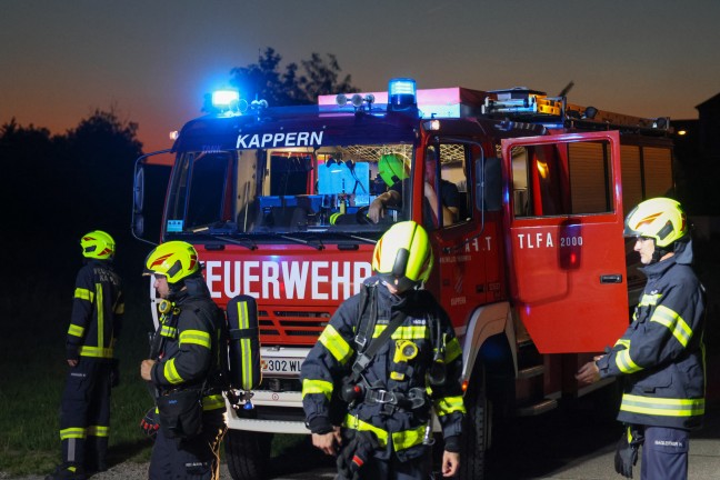 Gereizte Atemwege: Feuerwehr, Rettung und Notarzt wegen stechendem Geruch in Marchtrenk im Einsatz