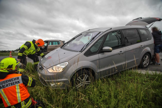 Neuerlicher Kreuzungscrash an einem Unfallh�ufungspunkt in Marchtrenk fordert zwei Verletzte