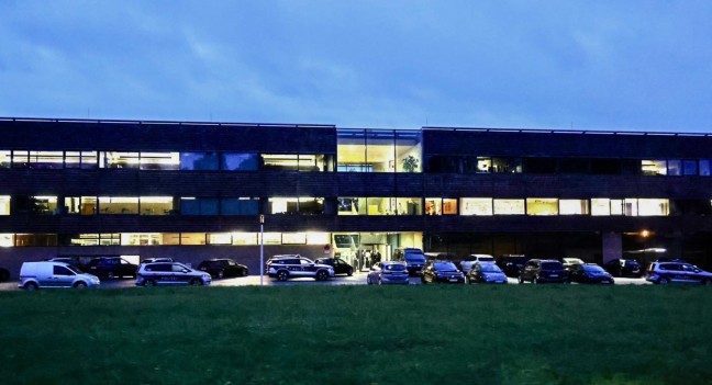 Mordalarm: Lehrerin (28) in einer Schule in Taufkirchen an der Pram offenbar von Ex-Freund get�tet