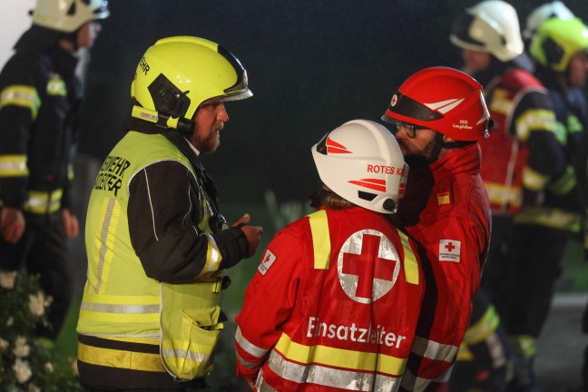Vier Feuerwehren bei Brand einer Selche auf einem Bauernhof in Haibach ob der Donau im Einsatz