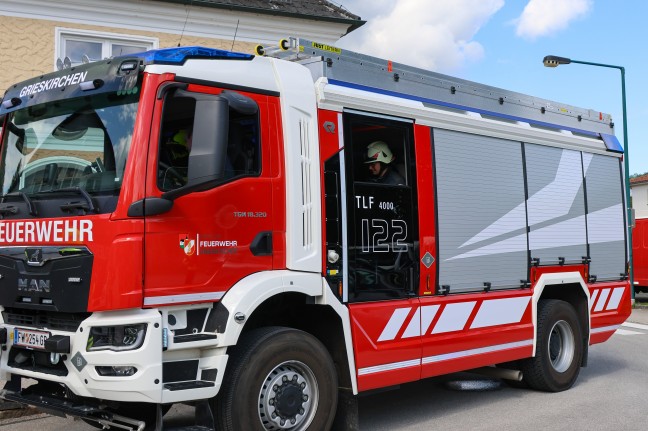 Acht Feuerwehren: Gro�einsatz bei Brand in einer M�hle in Wallern an der Trattnach