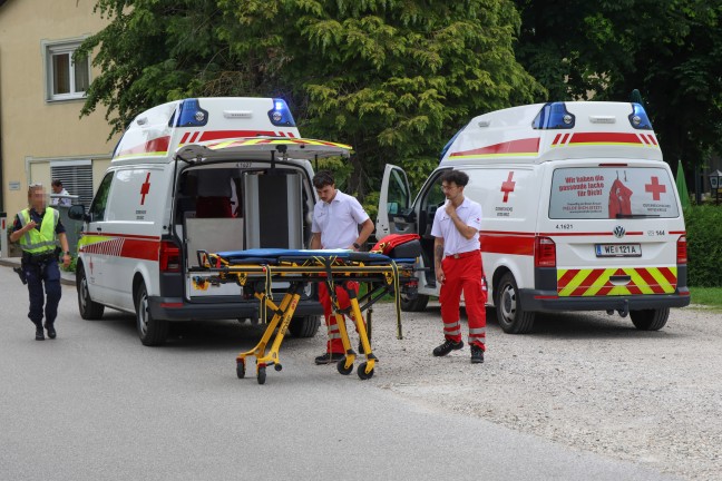 Arbeiter abgest�rzt: Schwerer Arbeitsunfall in Wels-Vogelweide fordert zwei Schwerverletzte